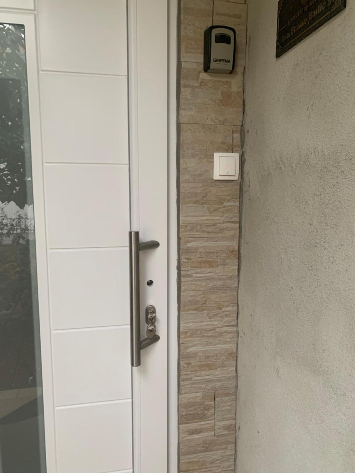 Clover Apartman Zadar Eksteriør billede